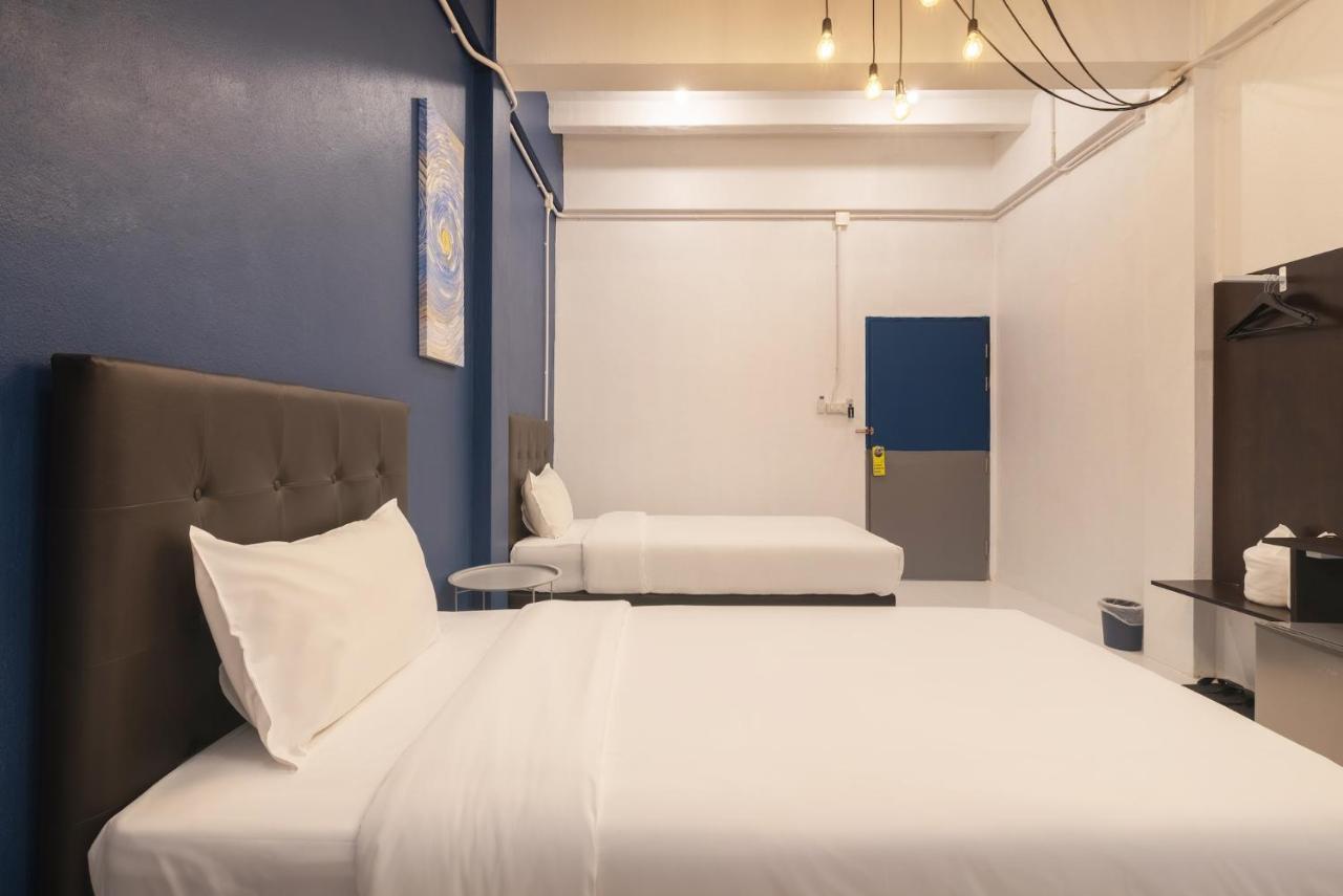 Bedgasm Hotel X Cafe Nimman Chiang Mai Extérieur photo