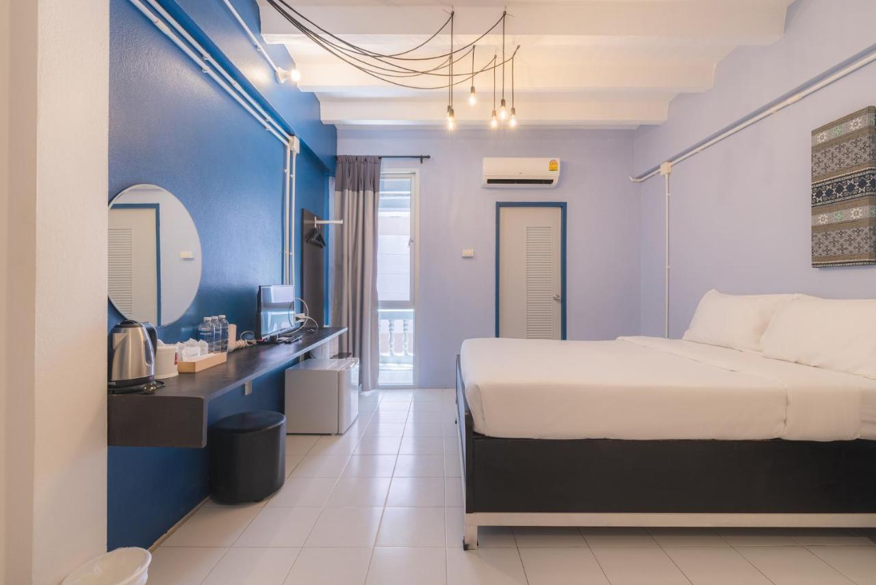 Bedgasm Hotel X Cafe Nimman Chiang Mai Extérieur photo