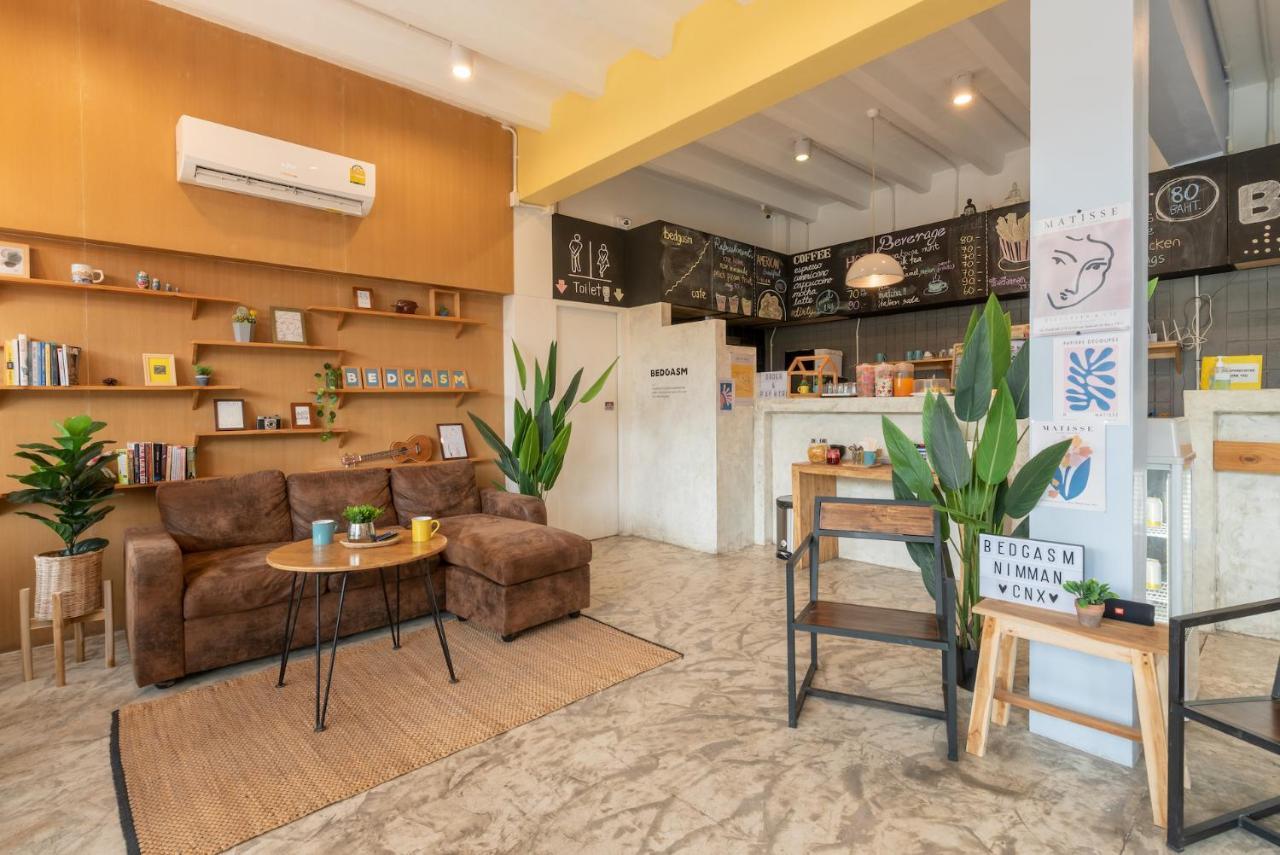 Bedgasm Hotel X Cafe Nimman Chiang Mai Extérieur photo