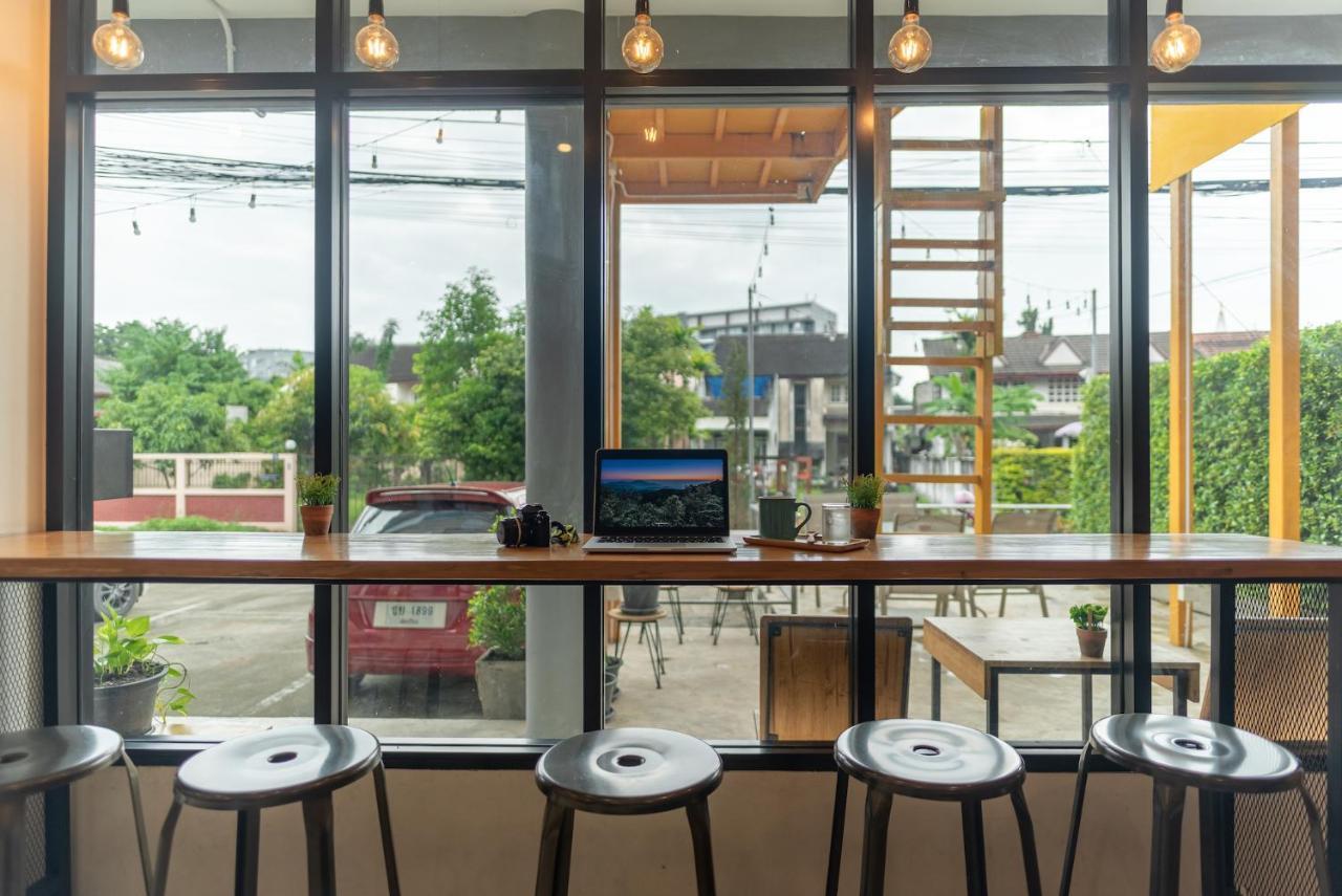Bedgasm Hotel X Cafe Nimman Chiang Mai Extérieur photo